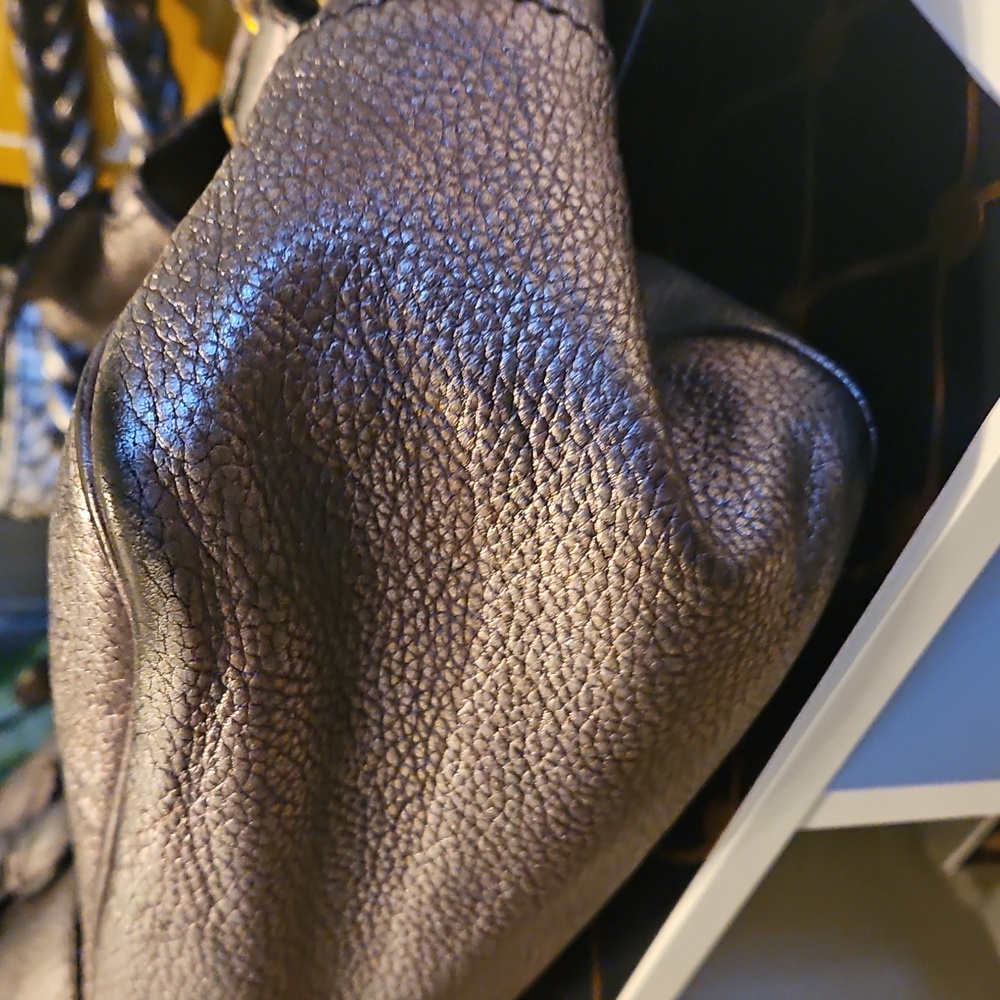Authentic VALENTINO GARAVANI Histoire Bag - Metallic Anthracite Leather with COA - Picture 12 of 17